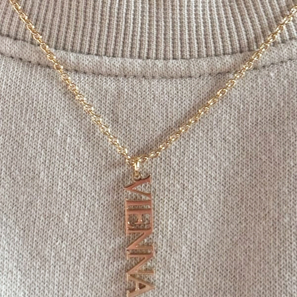Custom Multiple Name Necklace  - огляд і ціна Birth Flower Necklace